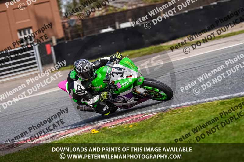 anglesey;brands hatch;cadwell park;croft;donington park;enduro digital images;event digital images;eventdigitalimages;mallory;no limits;oulton park;peter wileman photography;racing digital images;silverstone;snetterton;trackday digital images;trackday photos;vmcc banbury run;welsh 2 day enduro